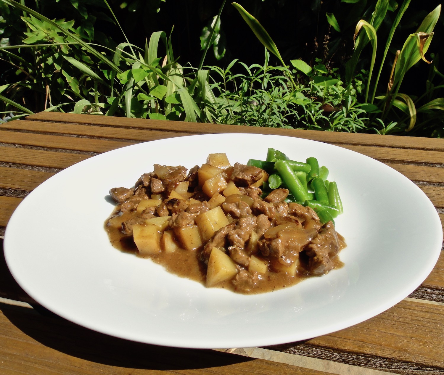 Carne Guisada Con Papas